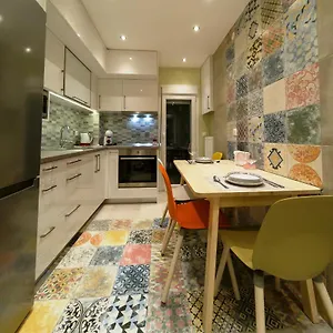 Aristotelis Cozy And Playful At Forum Thessaloniki