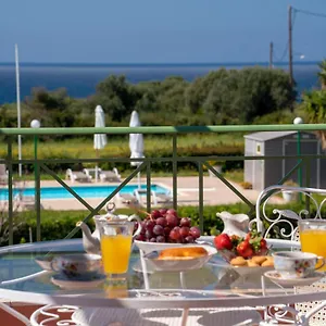 https://monambeles-villas.kefaloniahotels.net
