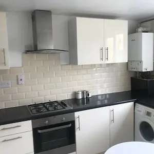 https://apt-grundy28.cambridgehotelsuk.com
